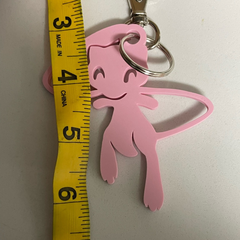 Pokémon Mew Keychain - Picture 6 of 6